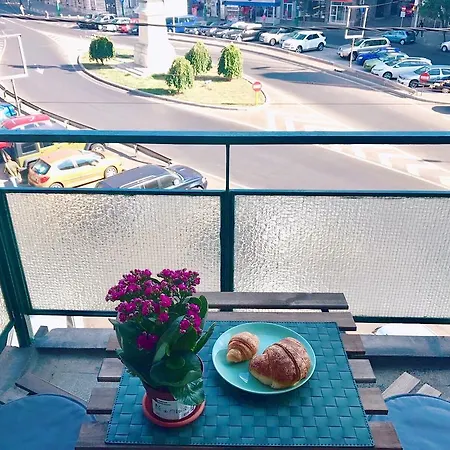 Apartment Kogalniceanu Square 8 Bucharest